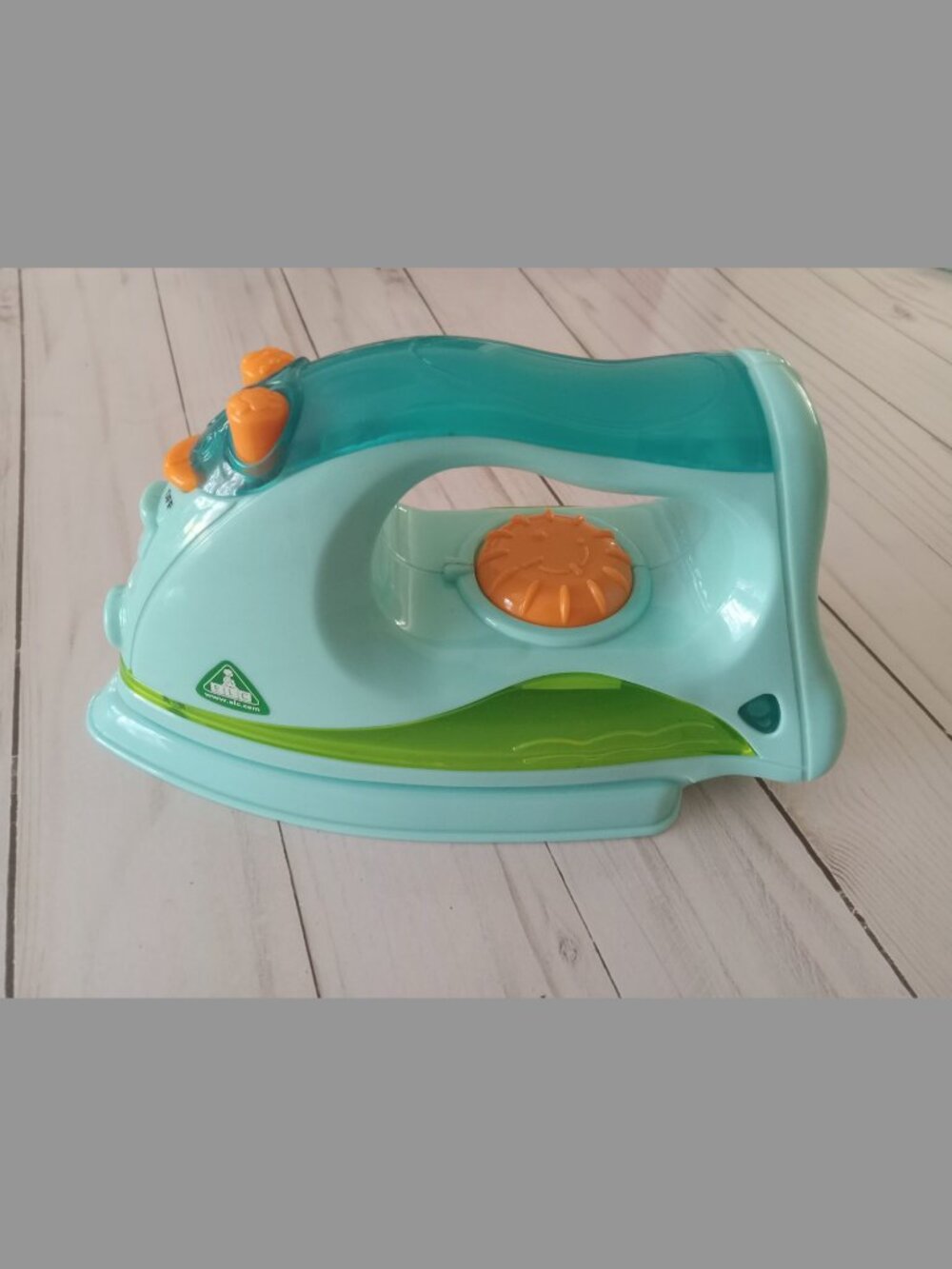 Plastic Toy Iron (Make Noise!)